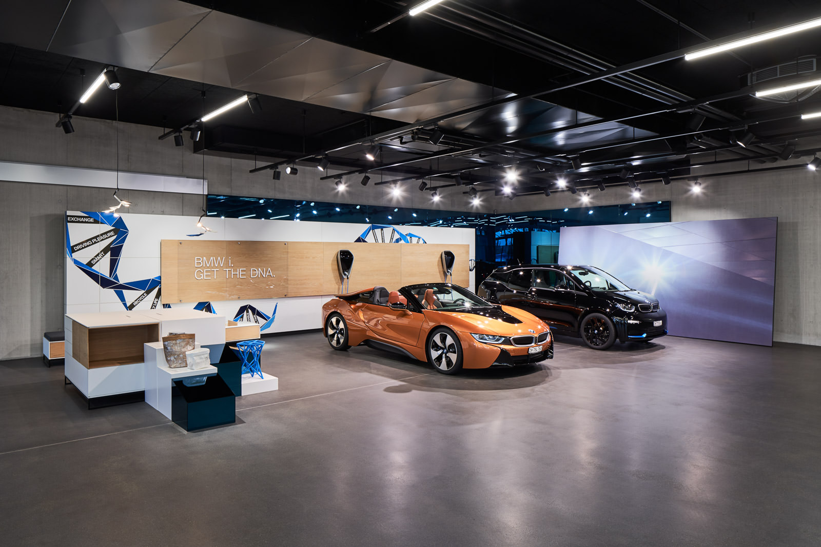 e-mobility - showroom, BMW, Zurich Switzerland photographer